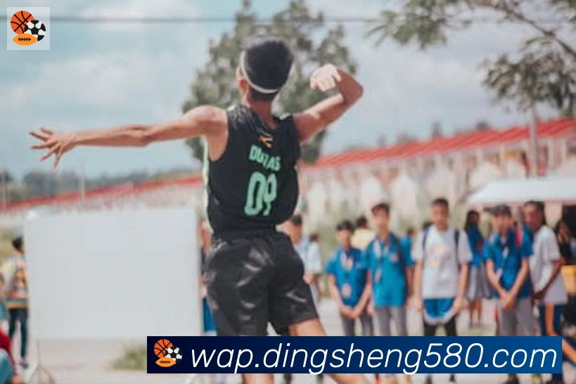 华体网页版登录入口APP 体育赛事宣传图